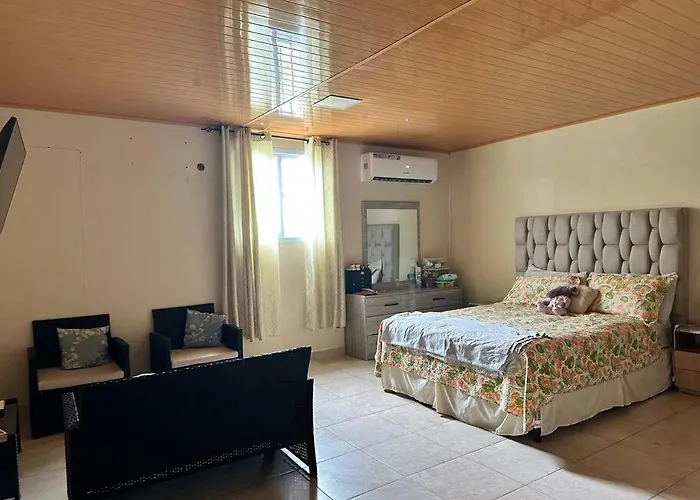 Residencia En Tablas Abajo